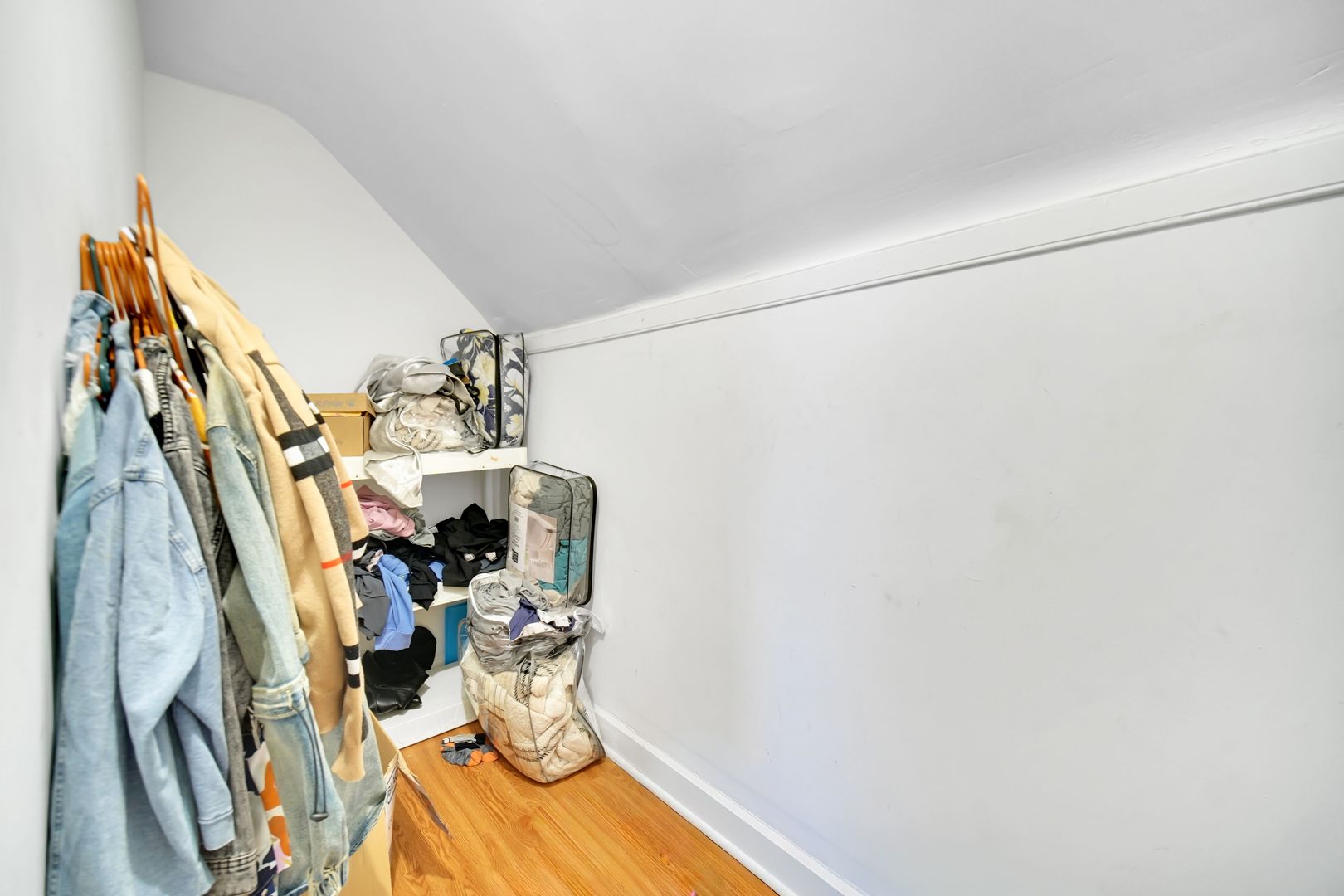 5440 W Cortez Street, Chicago, IL 60651