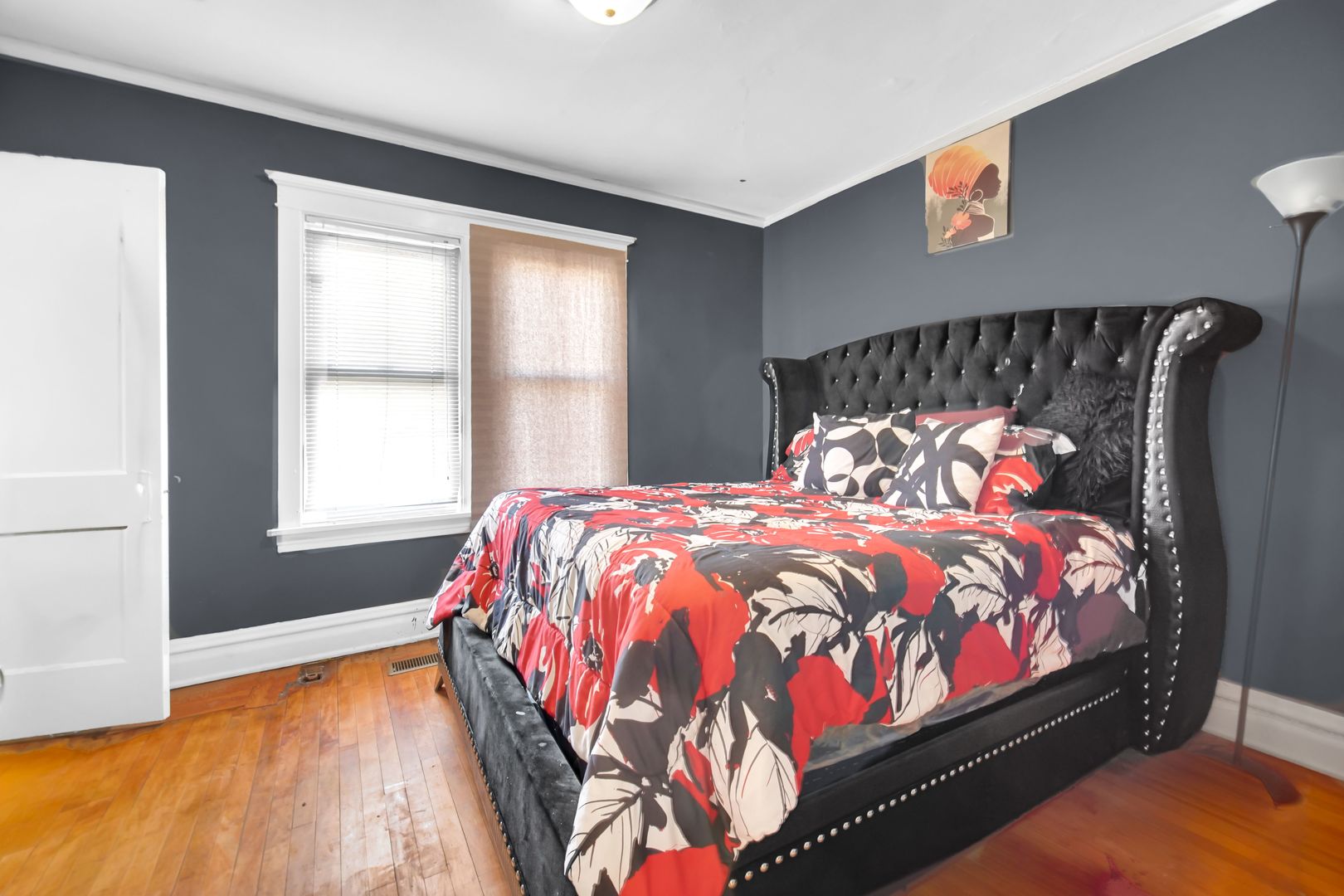 5440 W Cortez Street, Chicago, IL 60651
