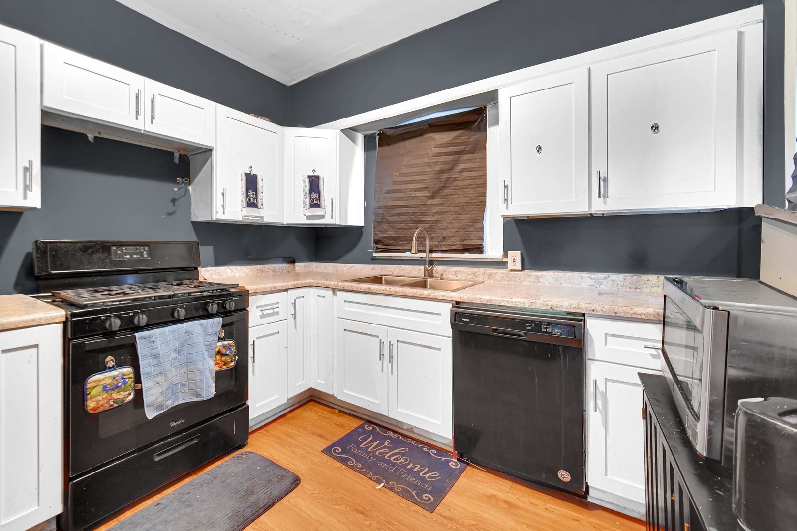 5440 W Cortez Street, Chicago, IL 60651