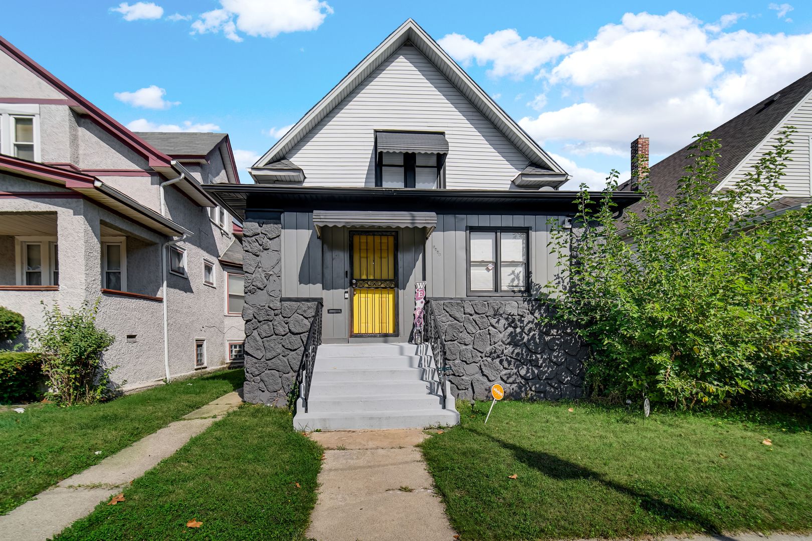 5440 W Cortez Street, Chicago, IL 60651