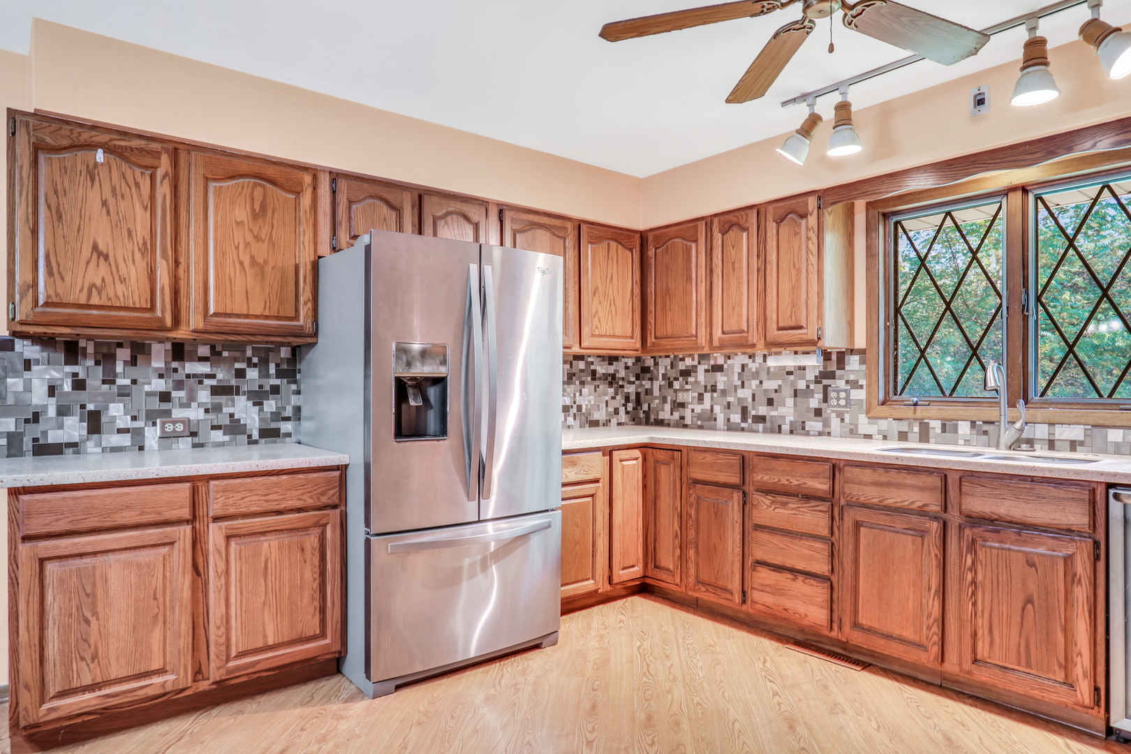 43411 N Lynn Dale Drive, Zion, IL 60099