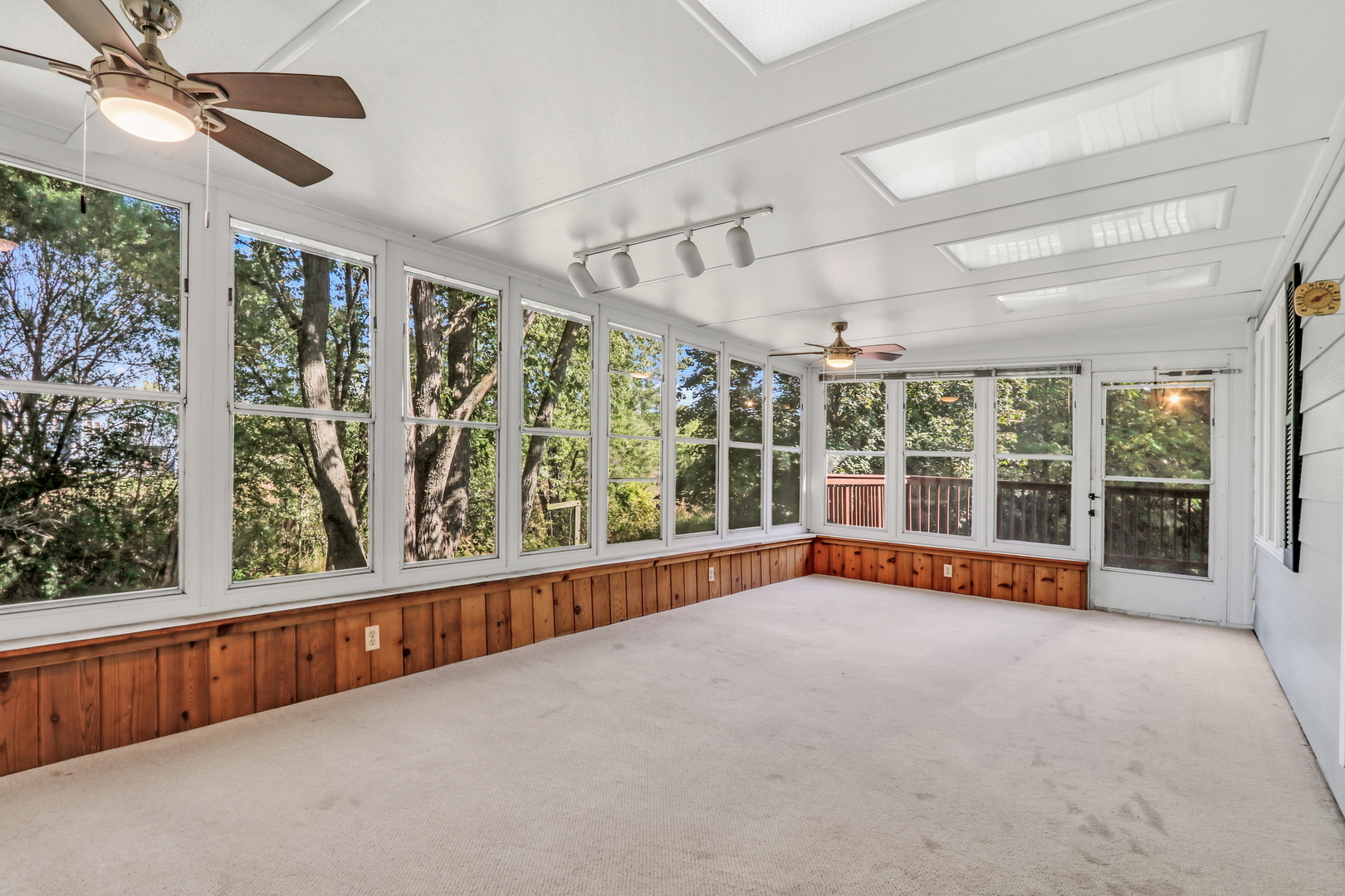 43411 N Lynn Dale Drive, Zion, IL 60099