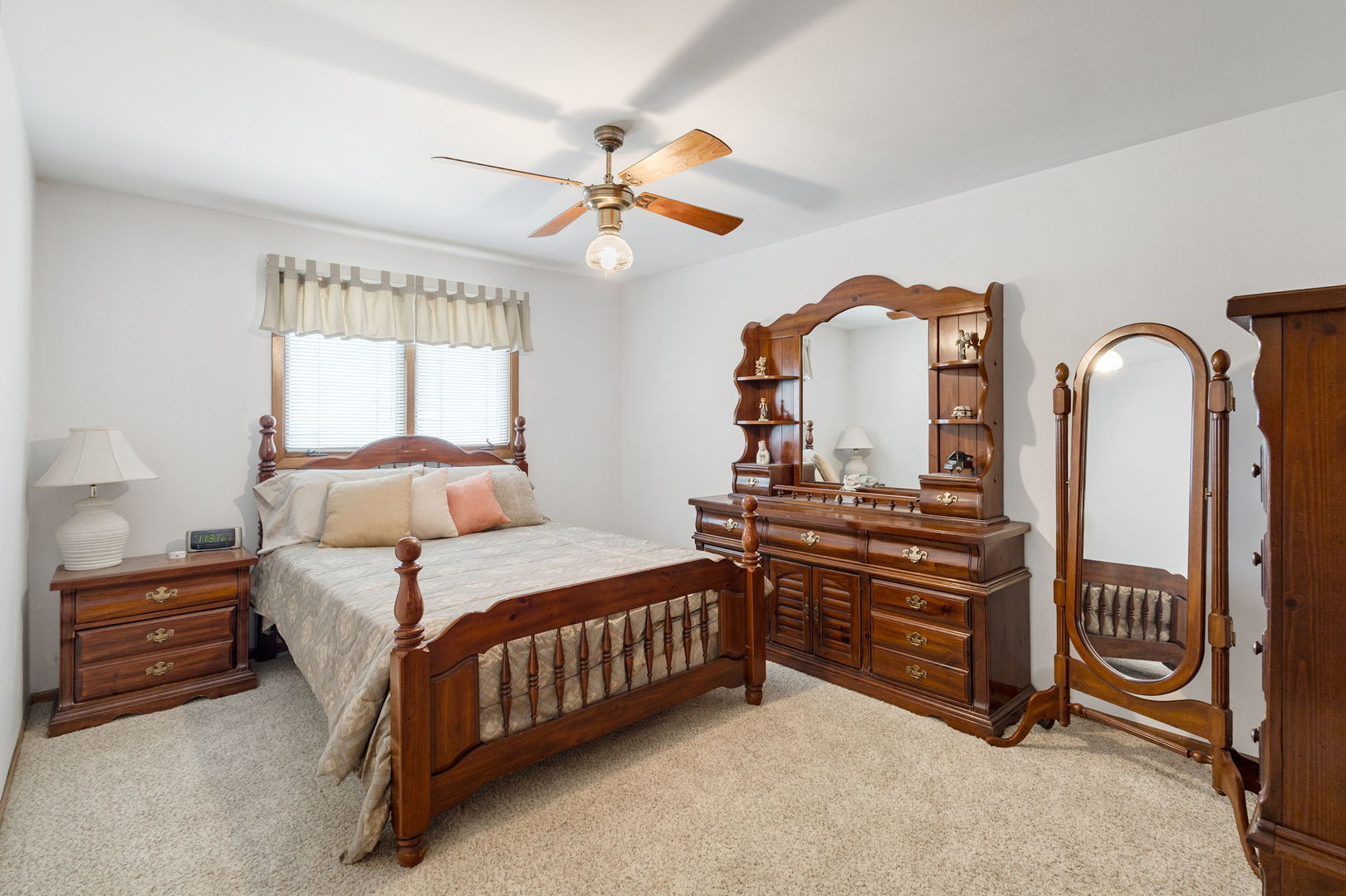 14632 Kostner Avenue, Midlothian, IL 60445