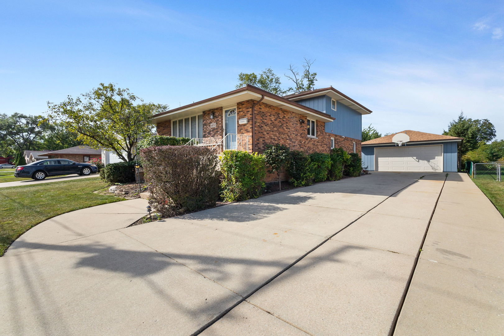 14632 Kostner Avenue, Midlothian, IL 60445