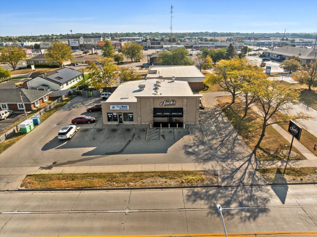 1600 Visa Drive, Normal, IL 61761