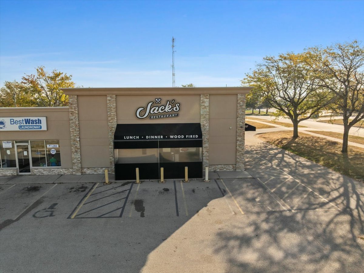 1600 Visa Drive, Normal, IL 61761