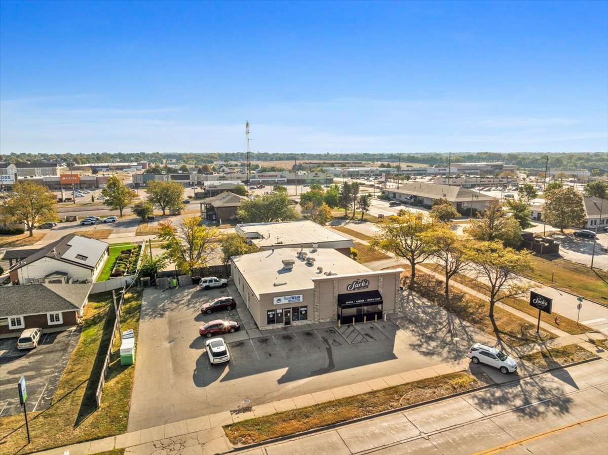 1600 Visa Drive, Normal, IL 61761