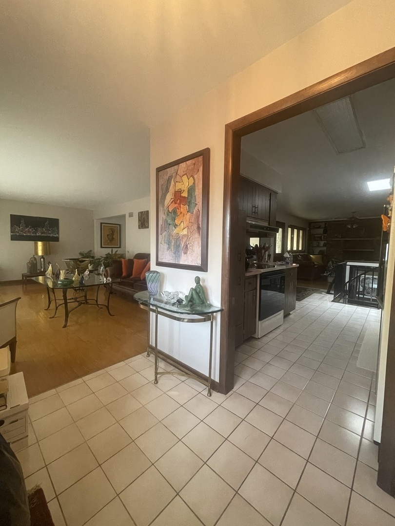 17129 Greenwood Avenue, South Holland, IL 60473