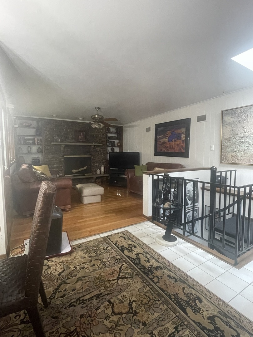 17129 Greenwood Avenue, South Holland, IL 60473