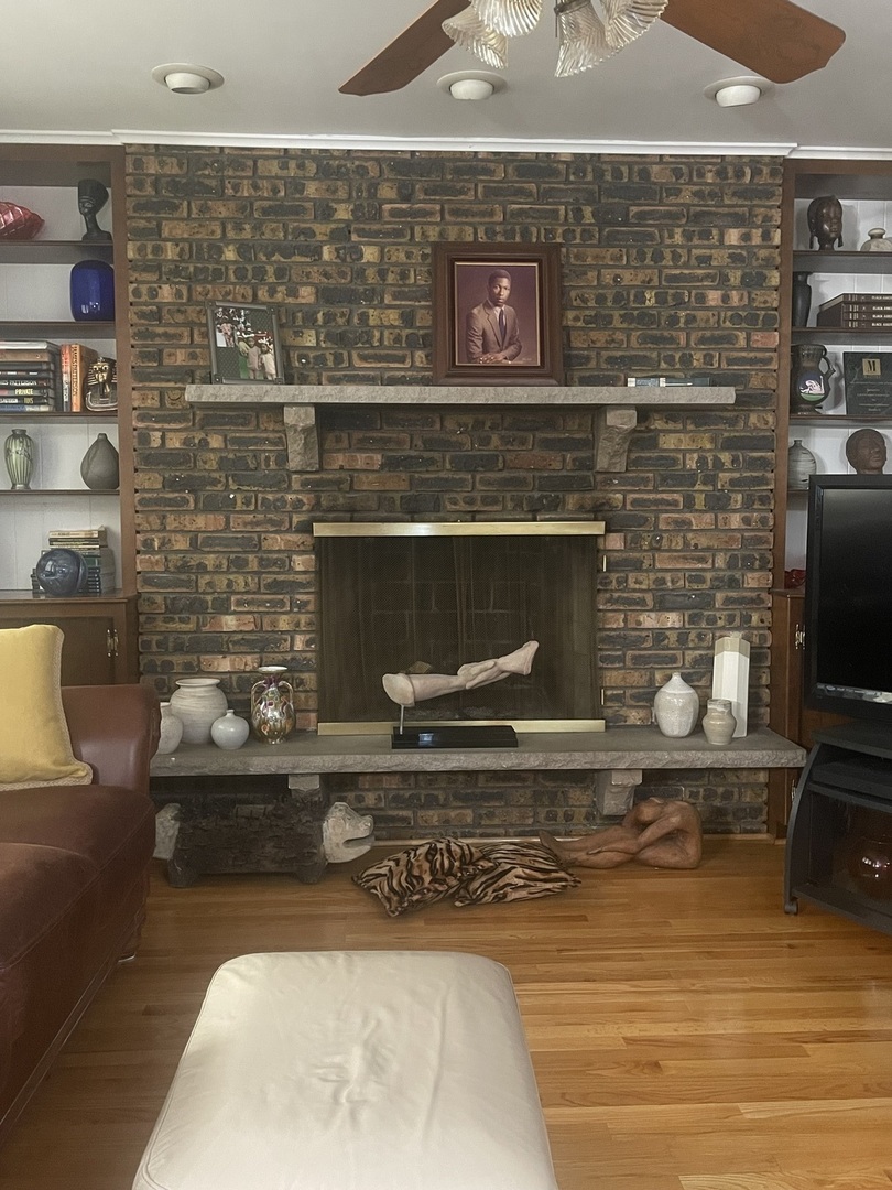 17129 Greenwood Avenue, South Holland, IL 60473