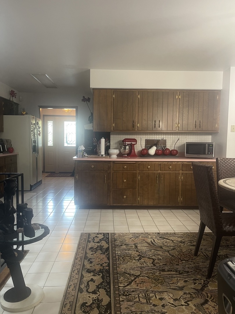 17129 Greenwood Avenue, South Holland, IL 60473