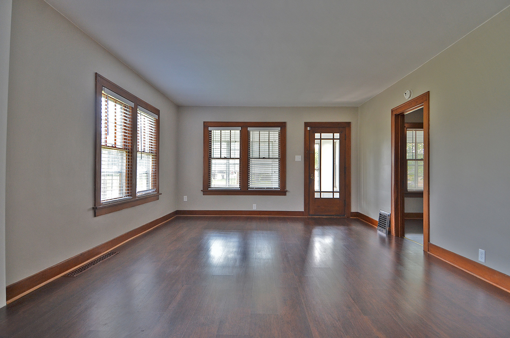 760 Guthrie Street, Ottawa, IL 61350