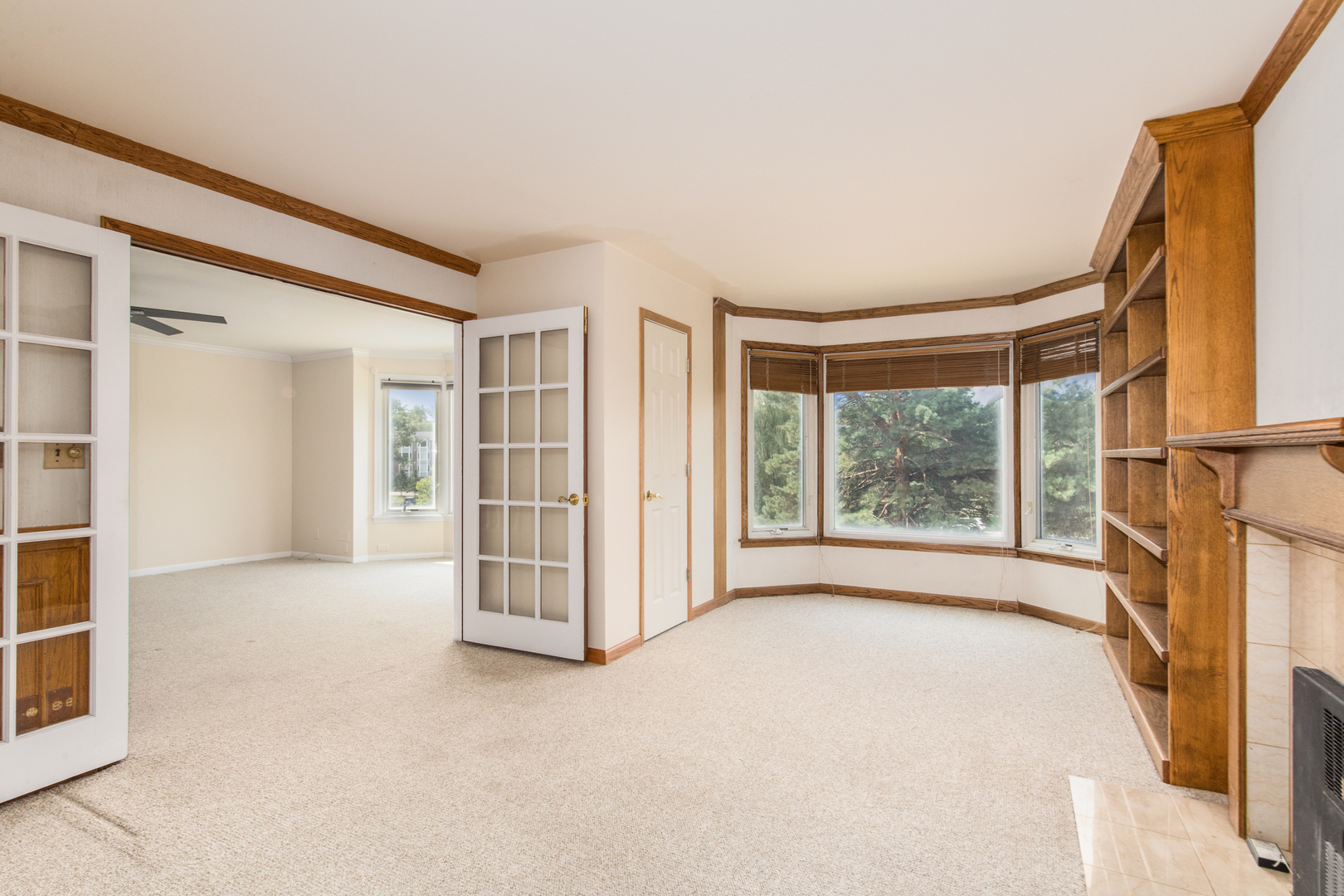 2500 Archbury Lane #2D, Park Ridge, IL 60068