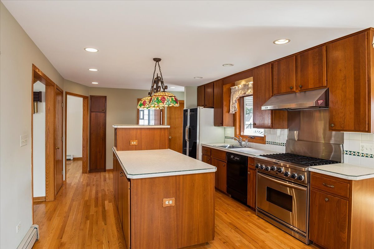 3625 W 104th Street, Chicago, IL 60655