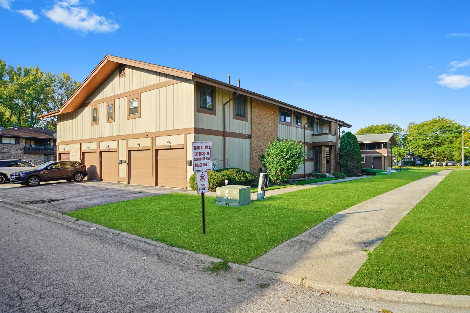 19400 Oak Avenue #1, Country Club Hills, IL 60478