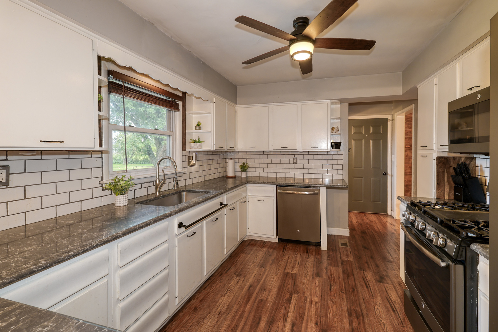 1340 N Main Street, Sycamore, IL 60178