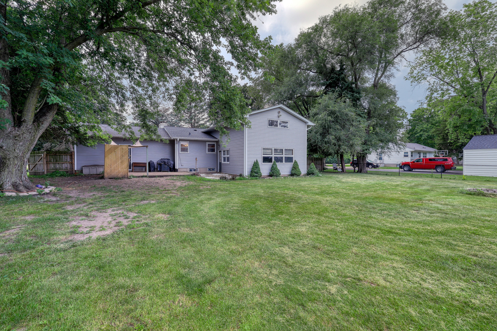 1340 N Main Street, Sycamore, IL 60178