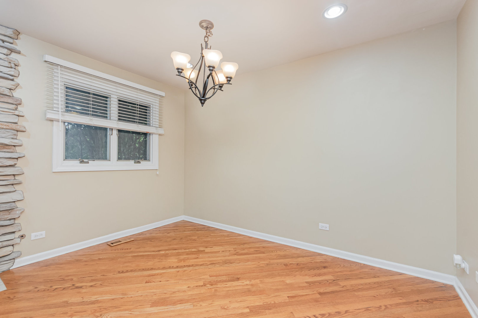 30W539 Fairway Drive, Naperville, IL 60563