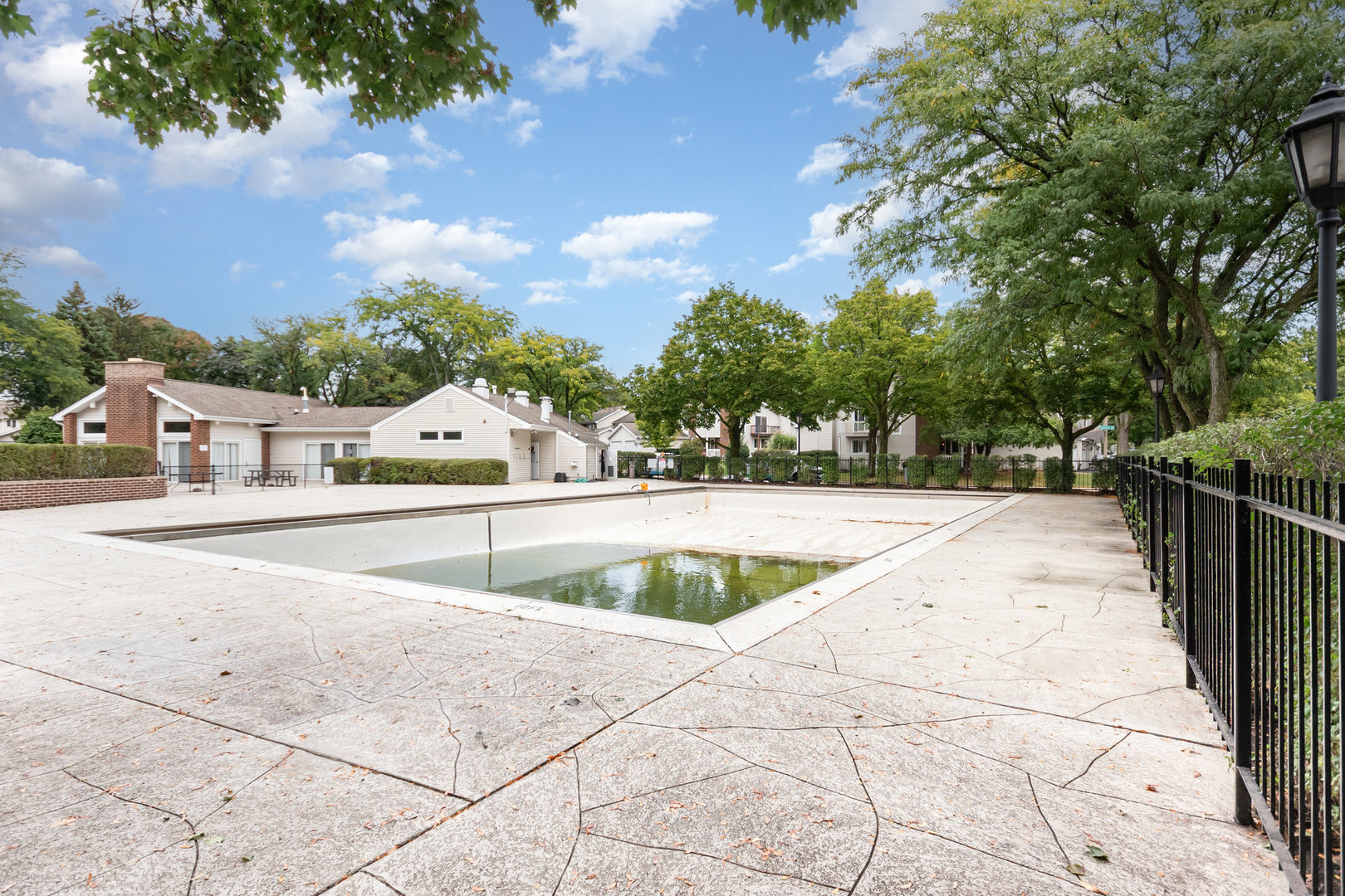 30W539 Fairway Drive, Naperville, IL 60563