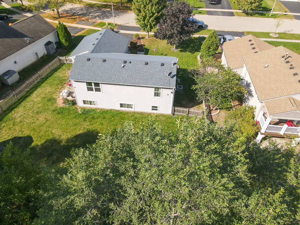 735 Creek Bend Lane, Antioch, IL 60002