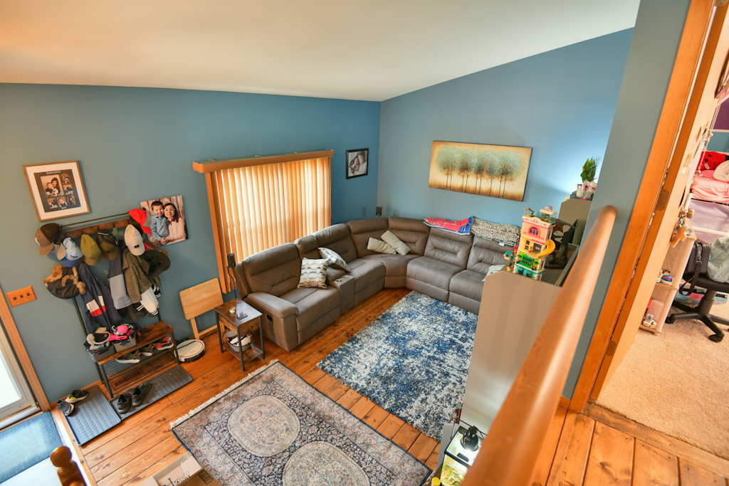 735 Creek Bend Lane, Antioch, IL 60002