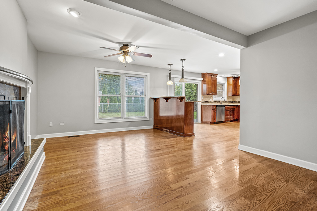 230 Essex Lane, New Lenox, IL 60451