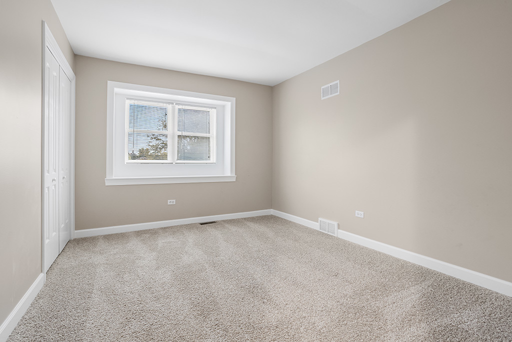 230 Essex Lane, New Lenox, IL 60451