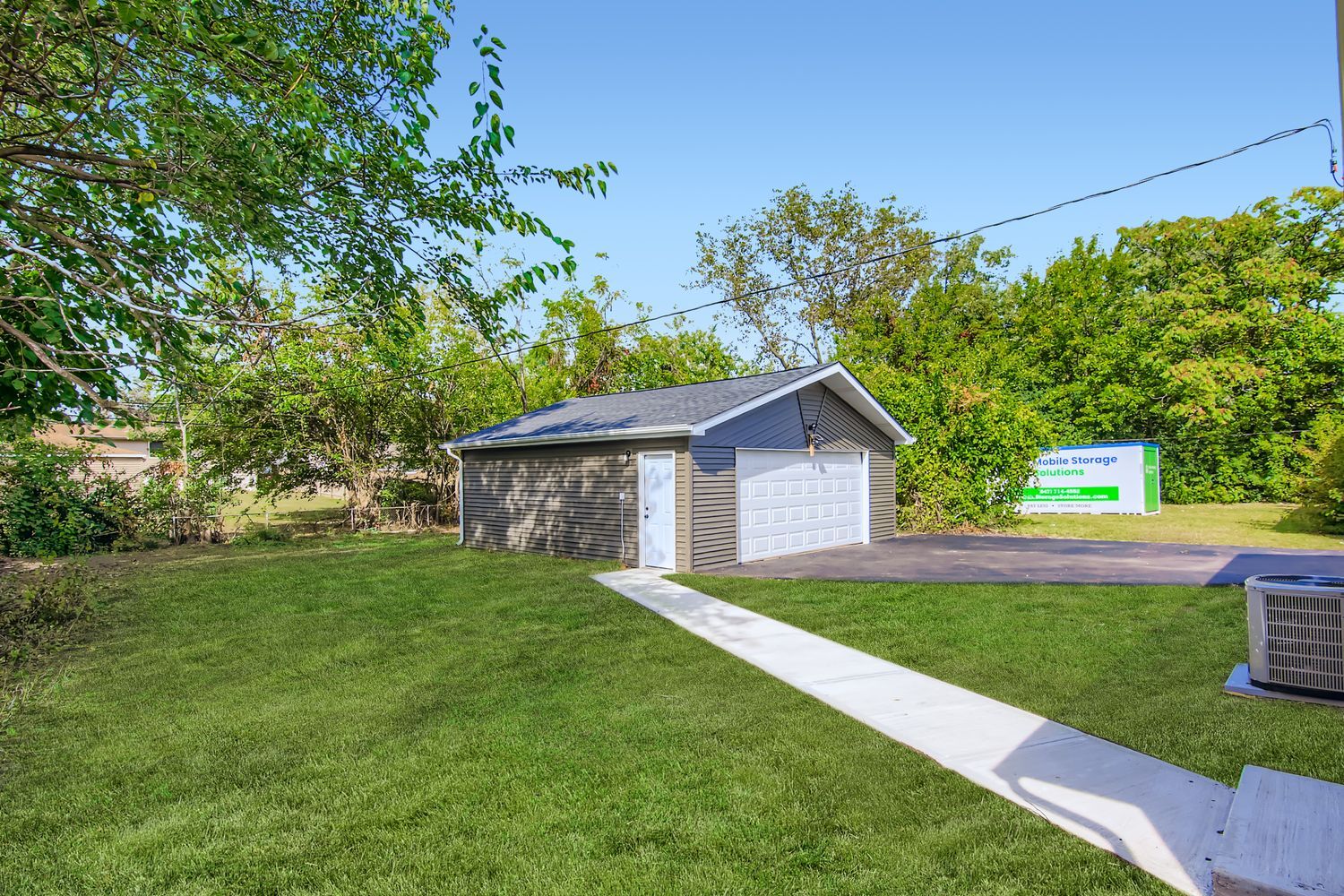 16552 Oxford Drive, Markham, IL 60428