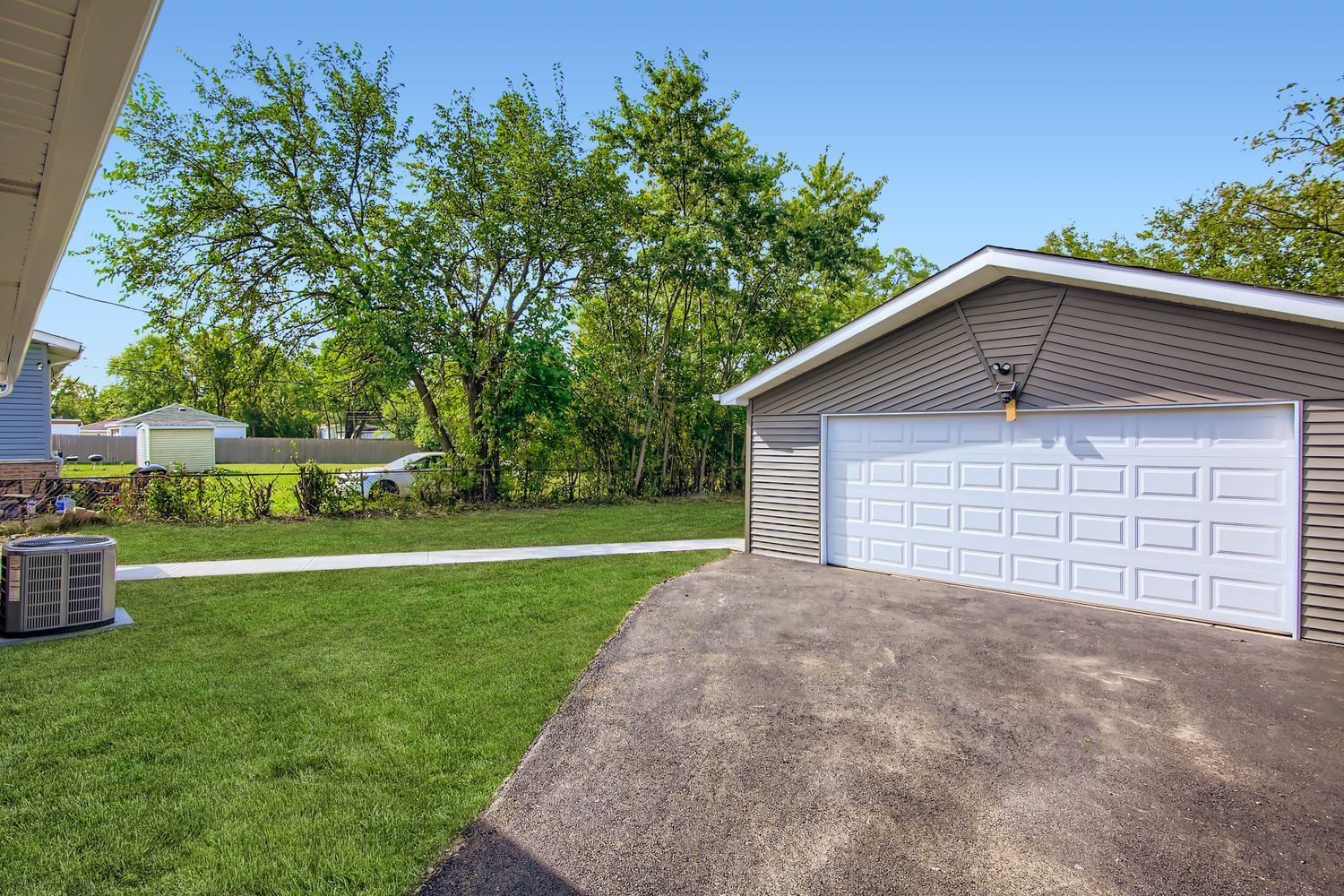 16552 Oxford Drive, Markham, IL 60428