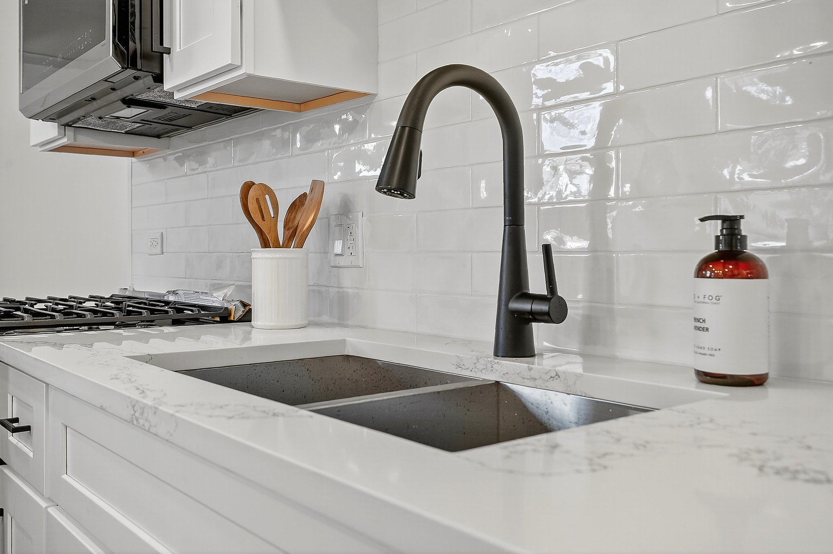 1237 N Ridge Avenue, Arlington Heights, IL 60004