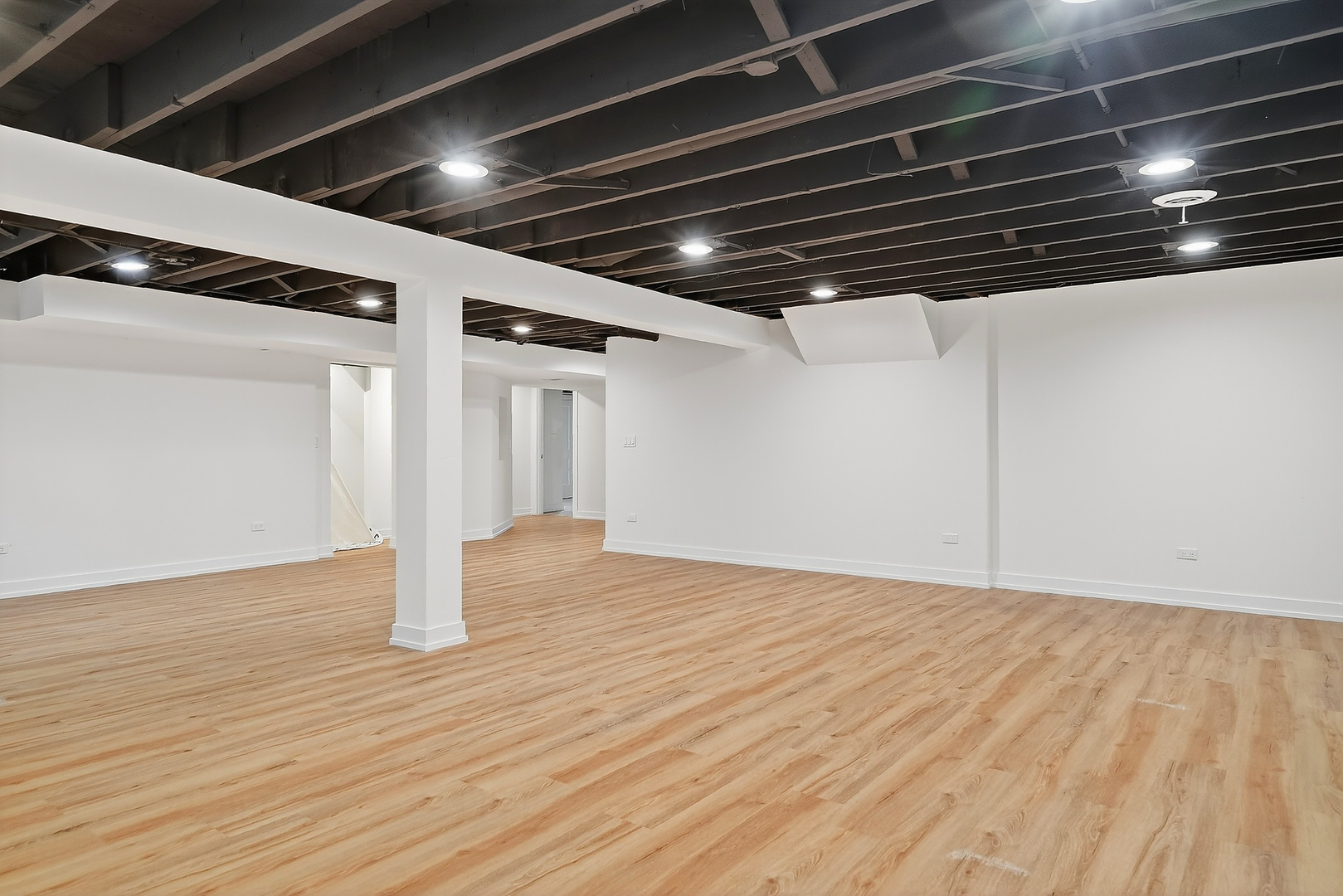 1237 N Ridge Avenue, Arlington Heights, IL 60004