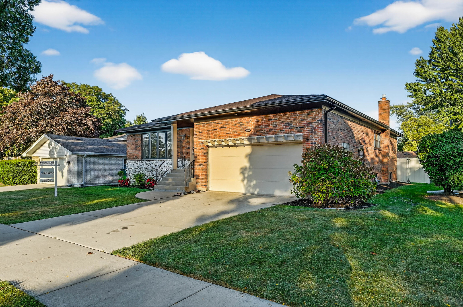 1237 N Ridge Avenue, Arlington Heights, IL 60004
