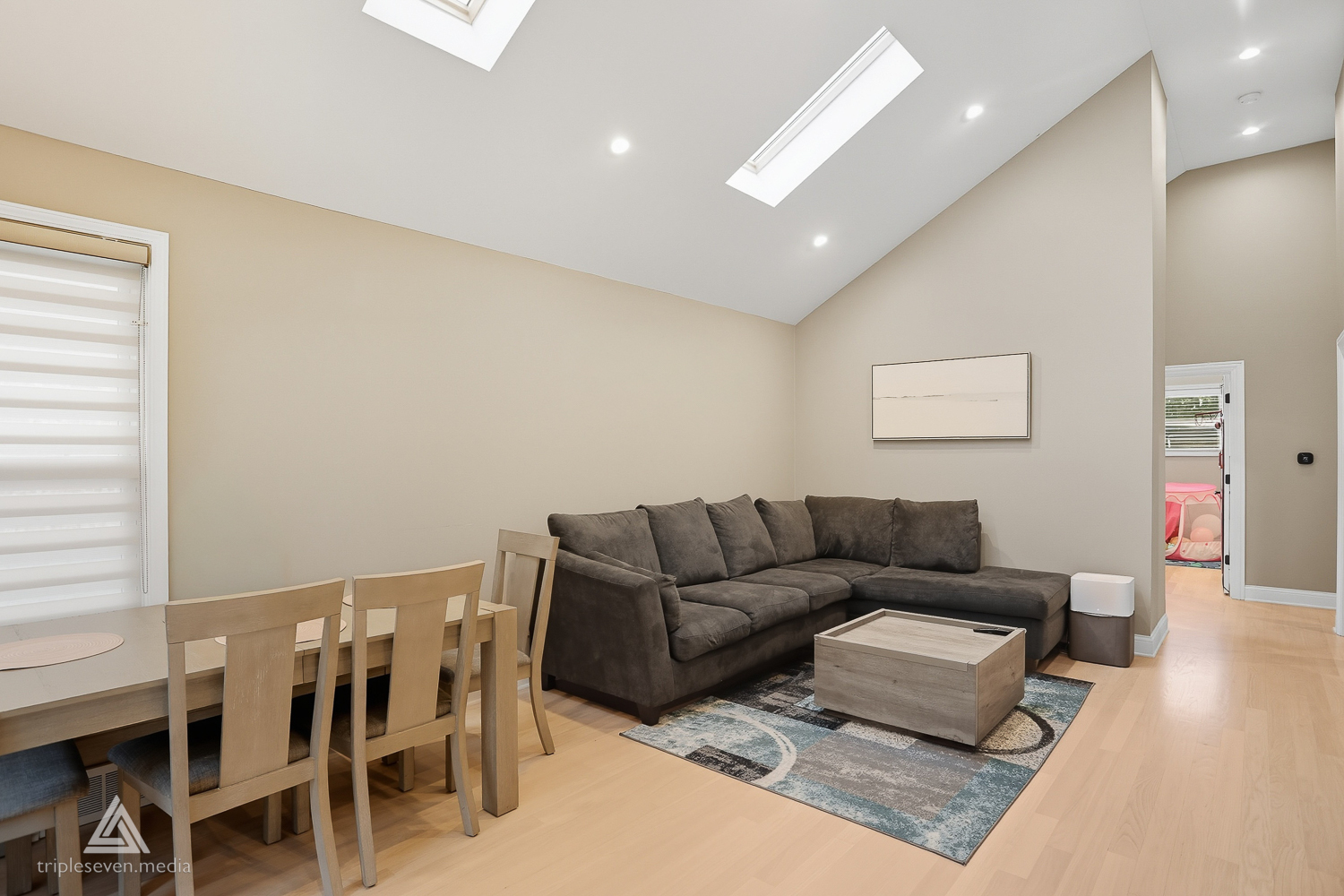 3535 Ernst Street, Franklin Park, IL 60131