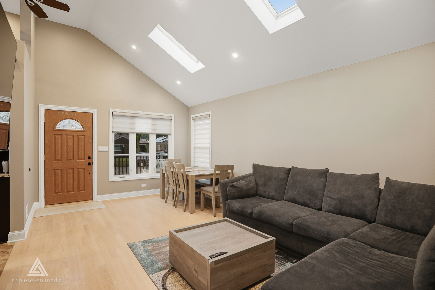 3535 Ernst Street, Franklin Park, IL 60131