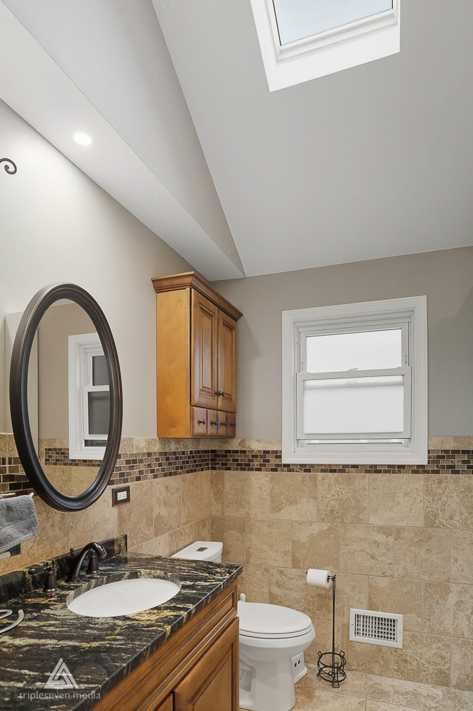 3535 Ernst Street, Franklin Park, IL 60131