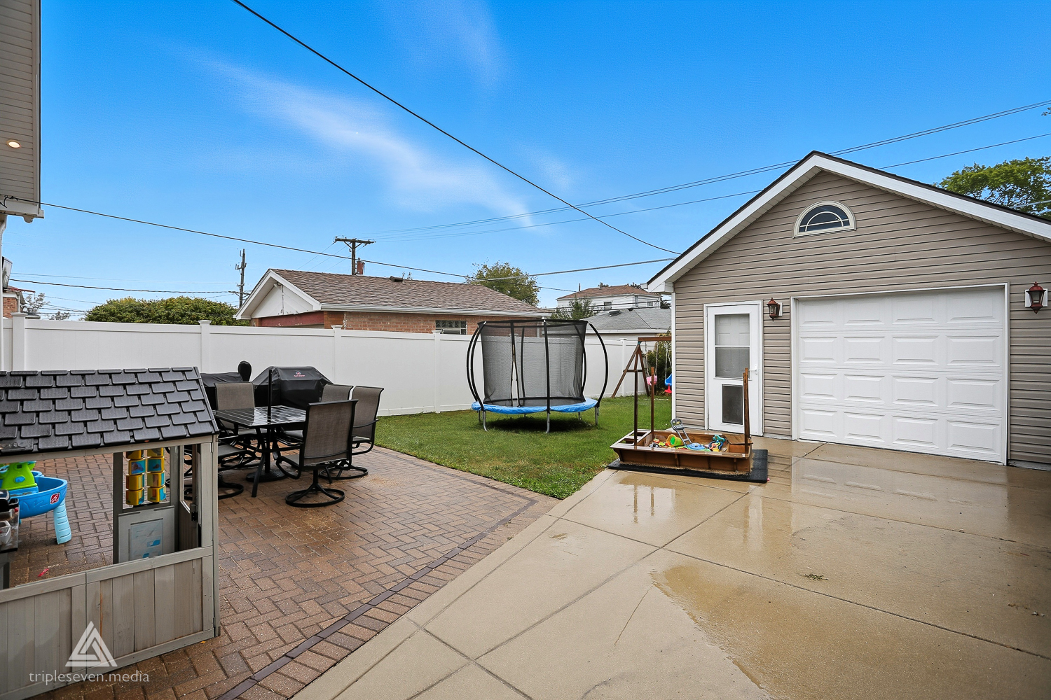 3535 Ernst Street, Franklin Park, IL 60131