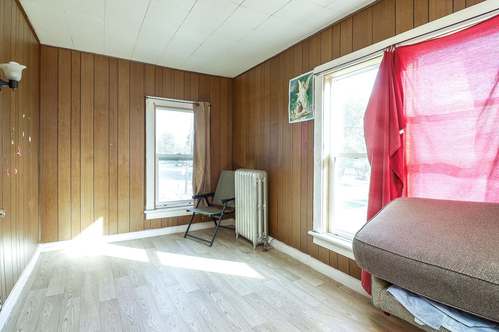 450 N Union Street, Aurora, IL 60505