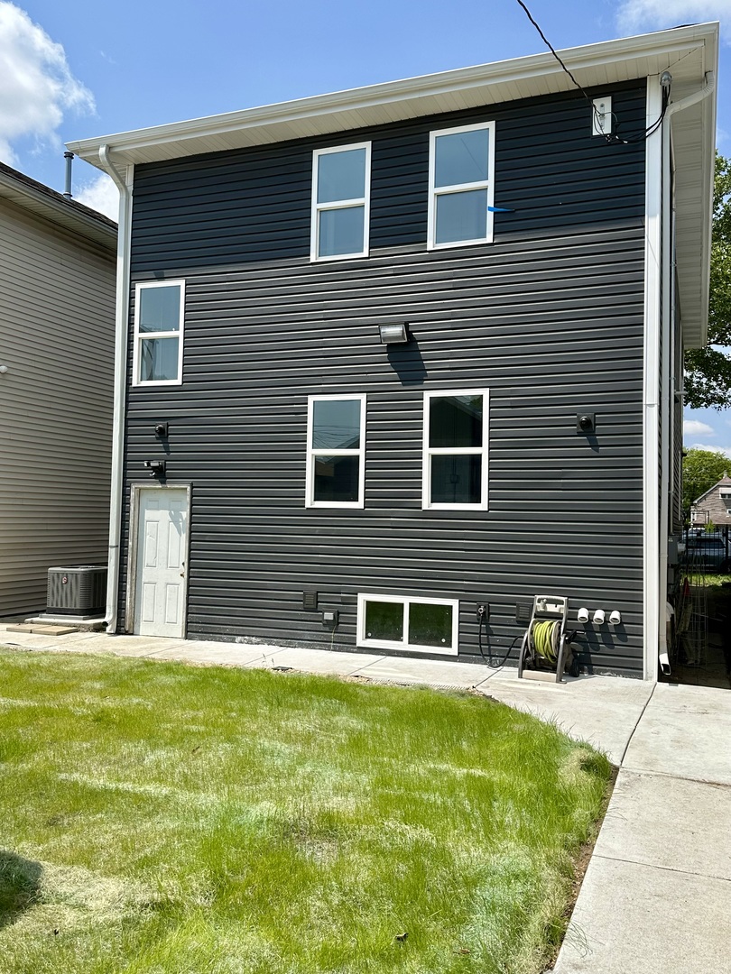 2233 N Lawler Avenue #2, Chicago, IL 60639