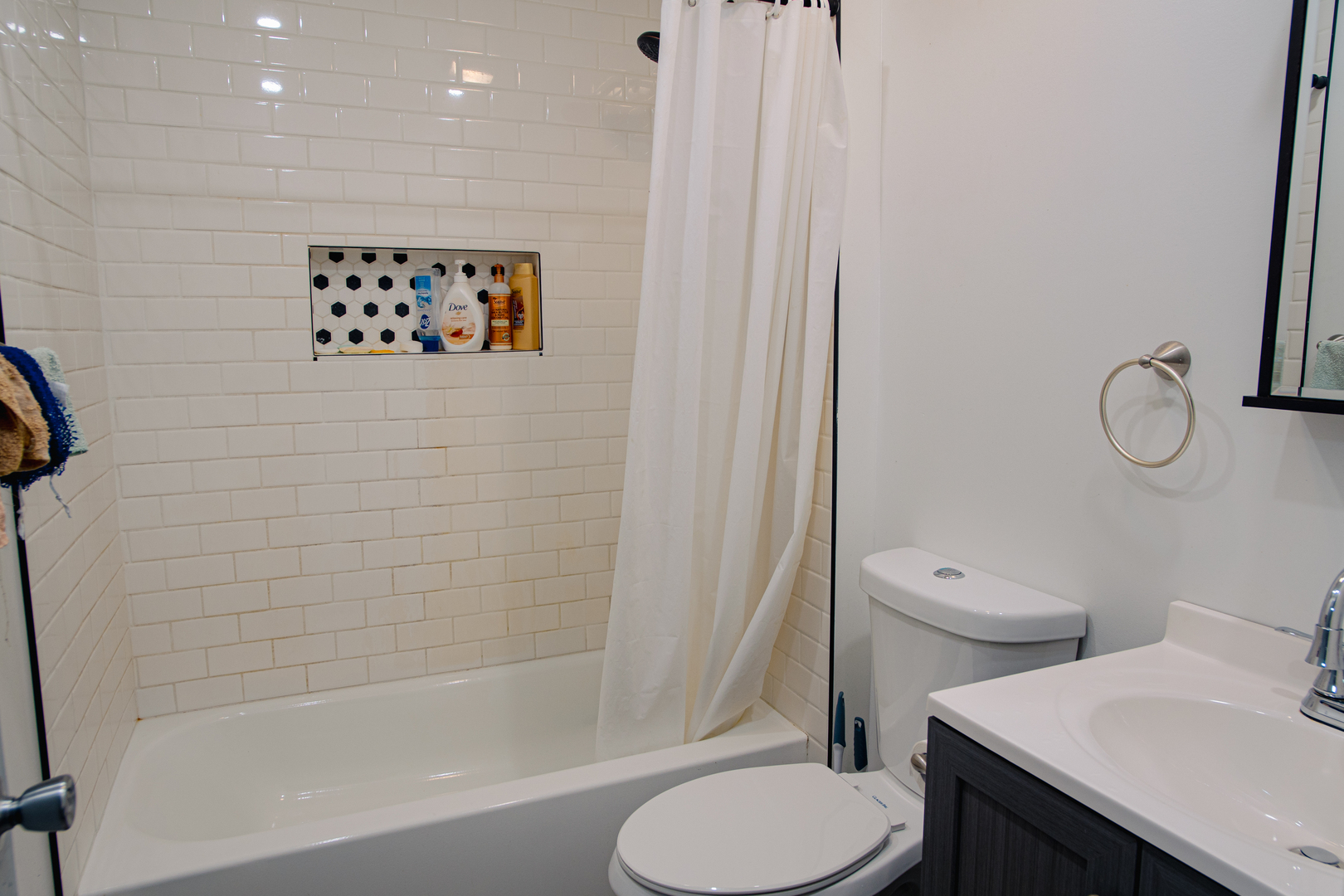 4335 Lindenwood Drive, Matteson, IL 60443