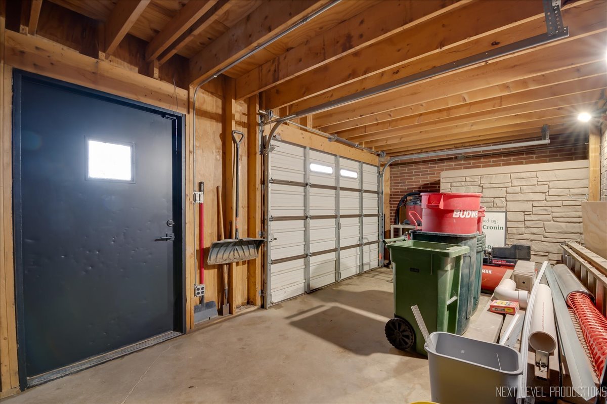 28w520 Batavia Road, Warrenville, IL 60555