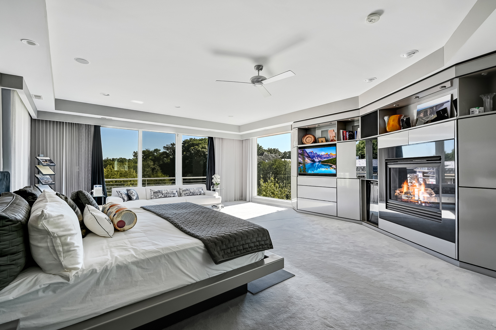 9233 Falling Waters Drive, Burr Ridge, IL 60527