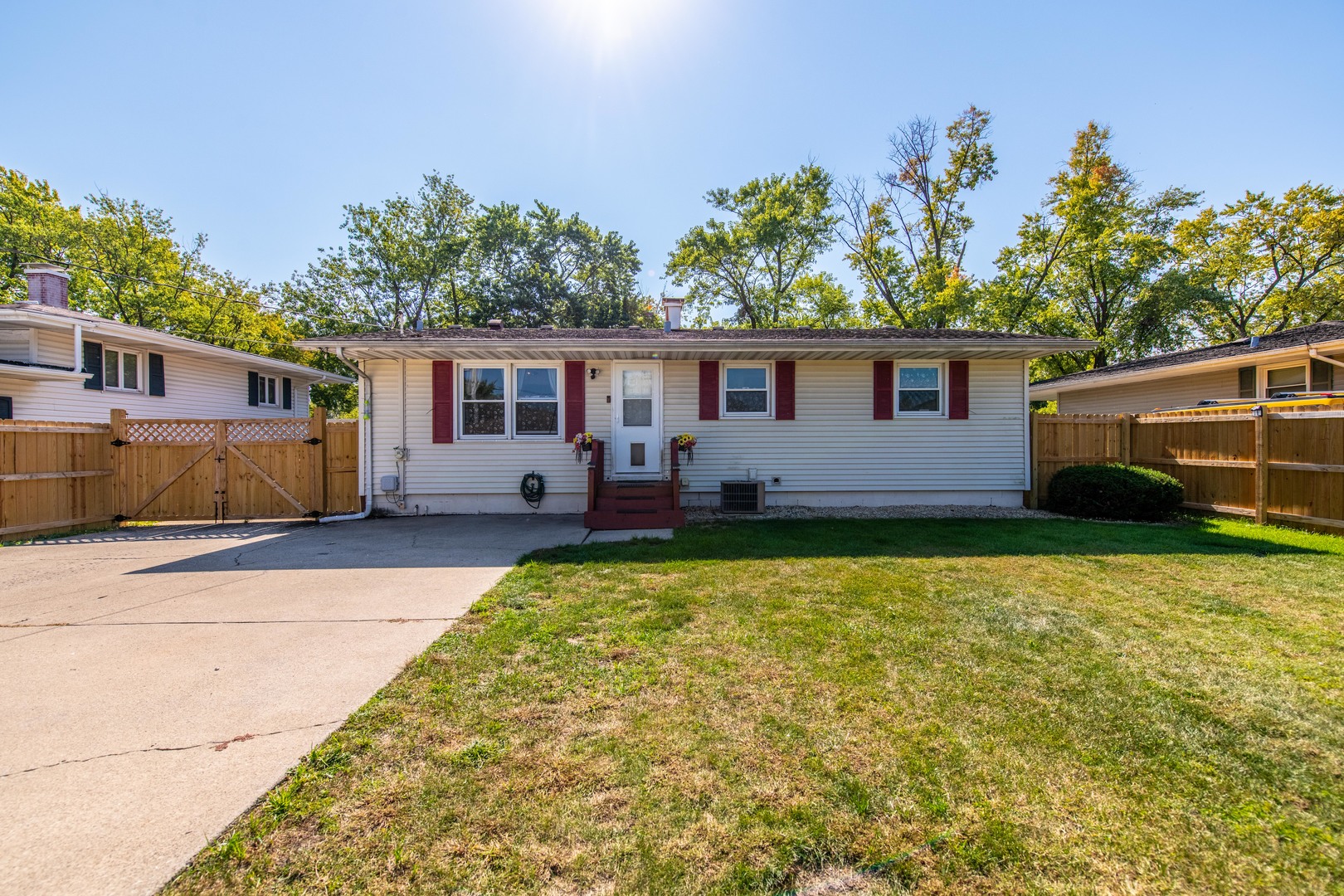 3048 189th Street, Lansing, IL 60438