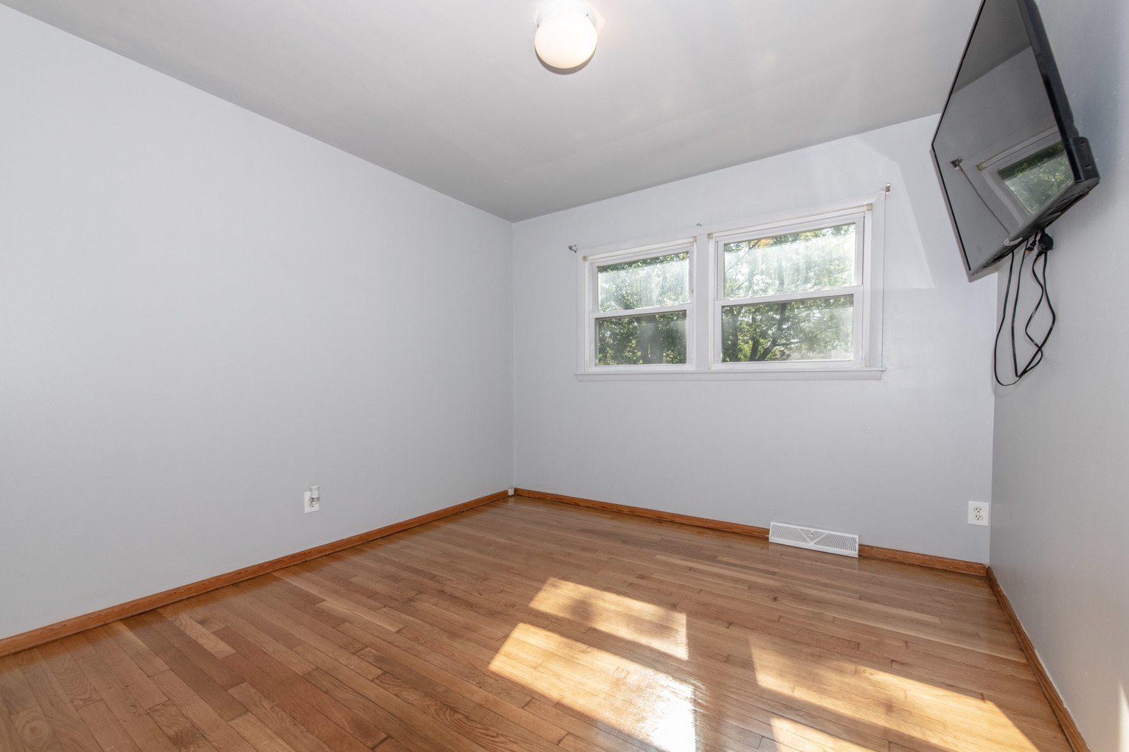 3048 189th Street, Lansing, IL 60438