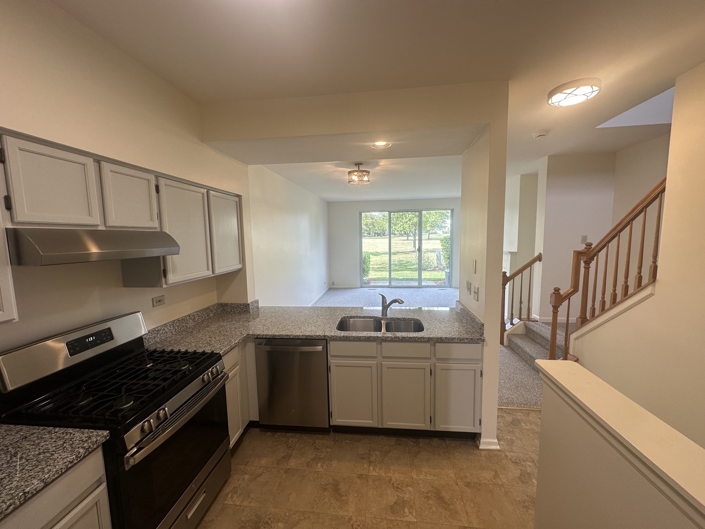 17775 W Braewick Road, Gurnee, IL 60031