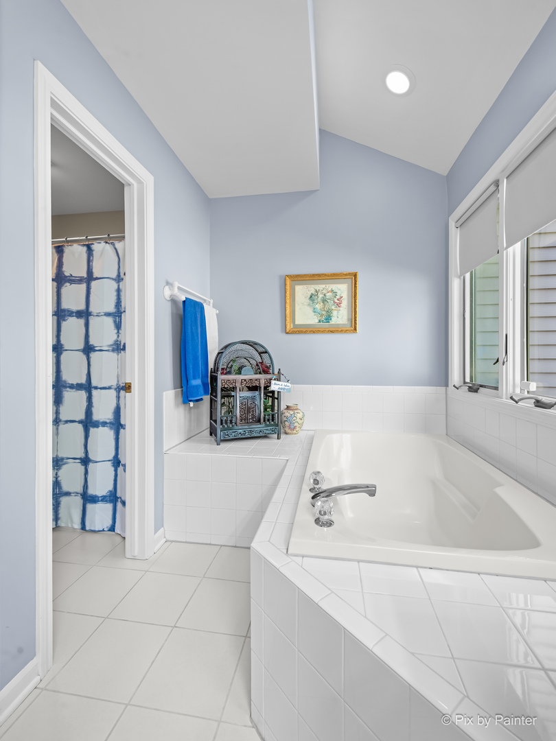 1901 River Terrace Drive, Johnsburg, IL 60051