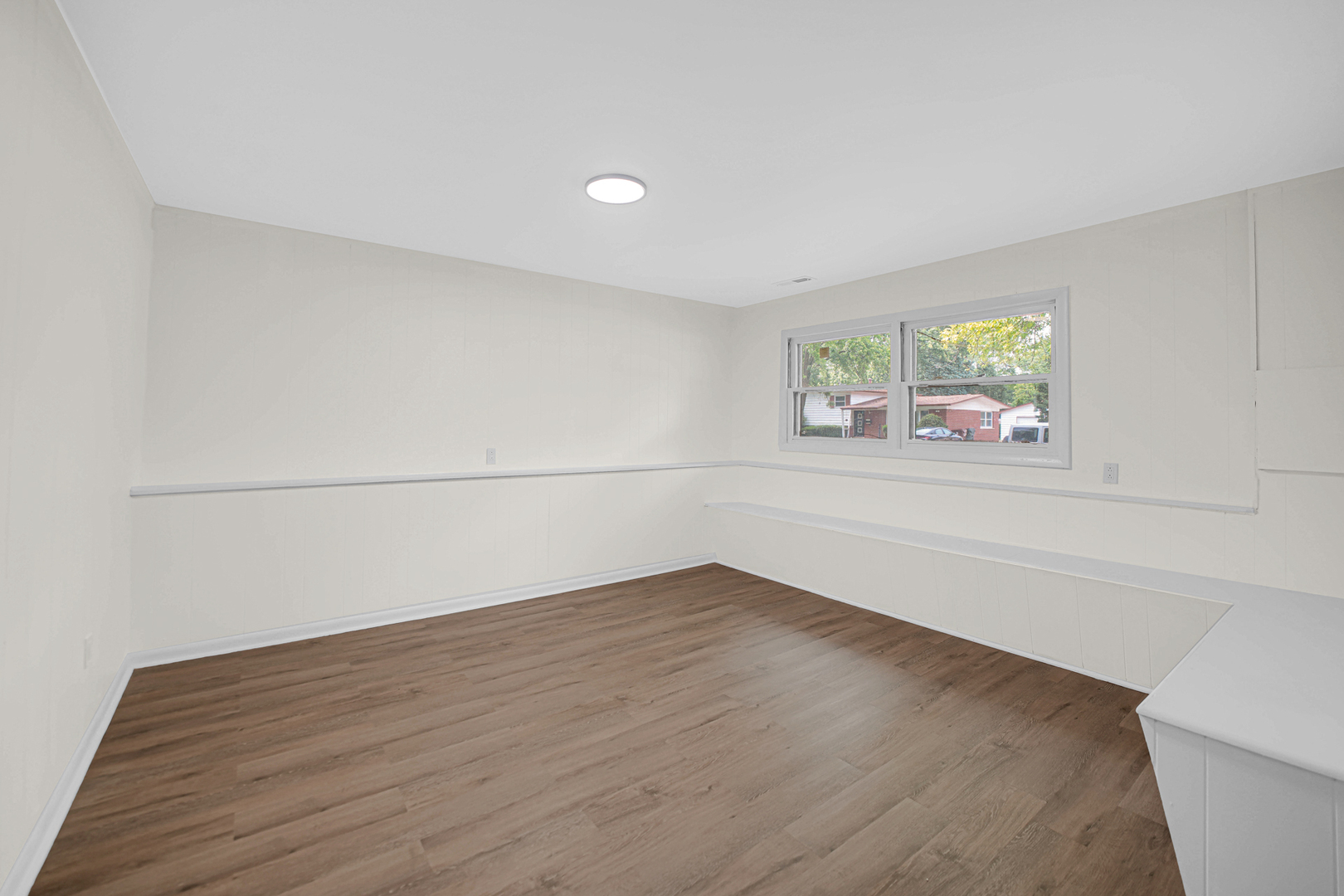 702 W Fitzhenry Court, Glenwood, IL 60425