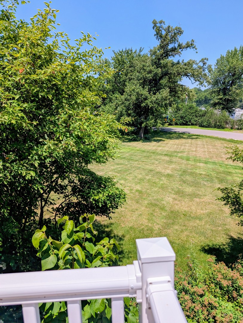 26633 W Astor Street, Antioch, IL 60002
