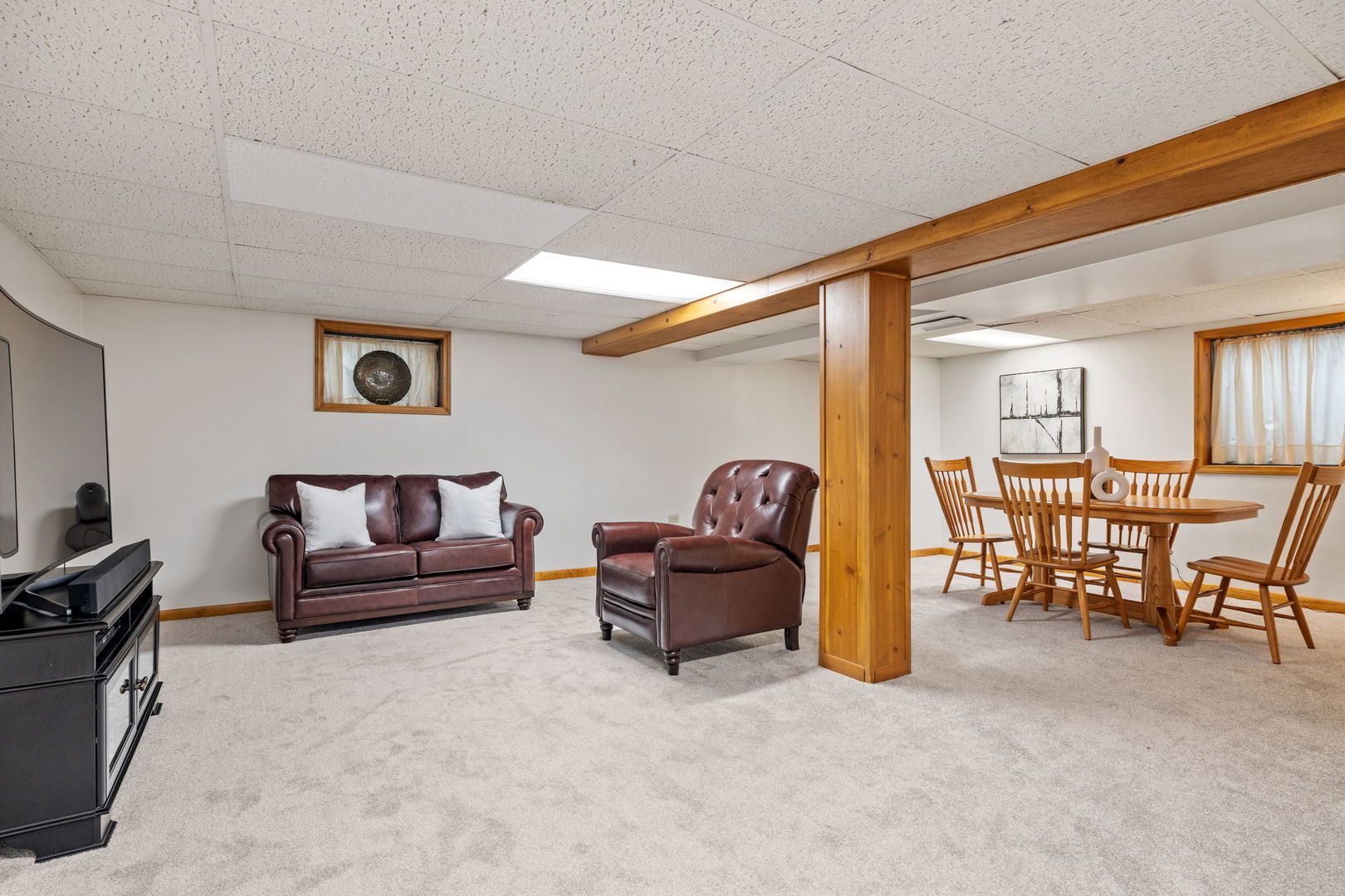 5820 Raintree Lane, Westmont, IL 60559