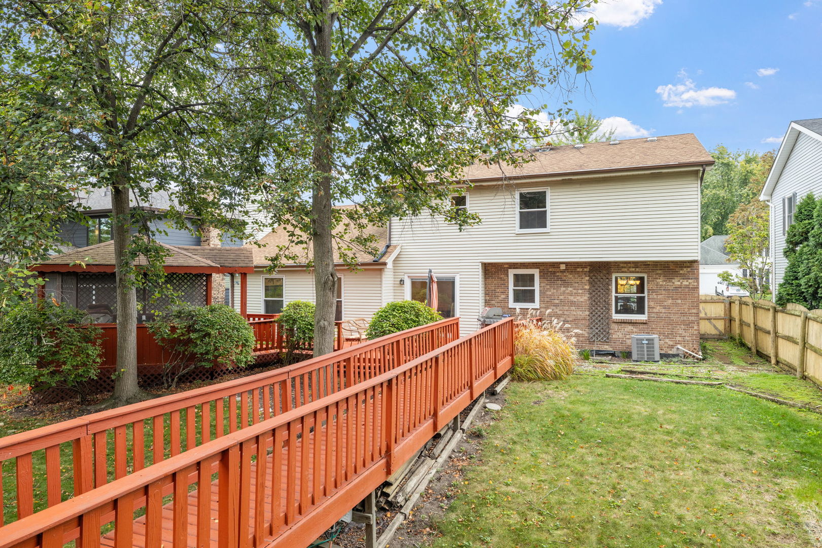 5820 Raintree Lane, Westmont, IL 60559