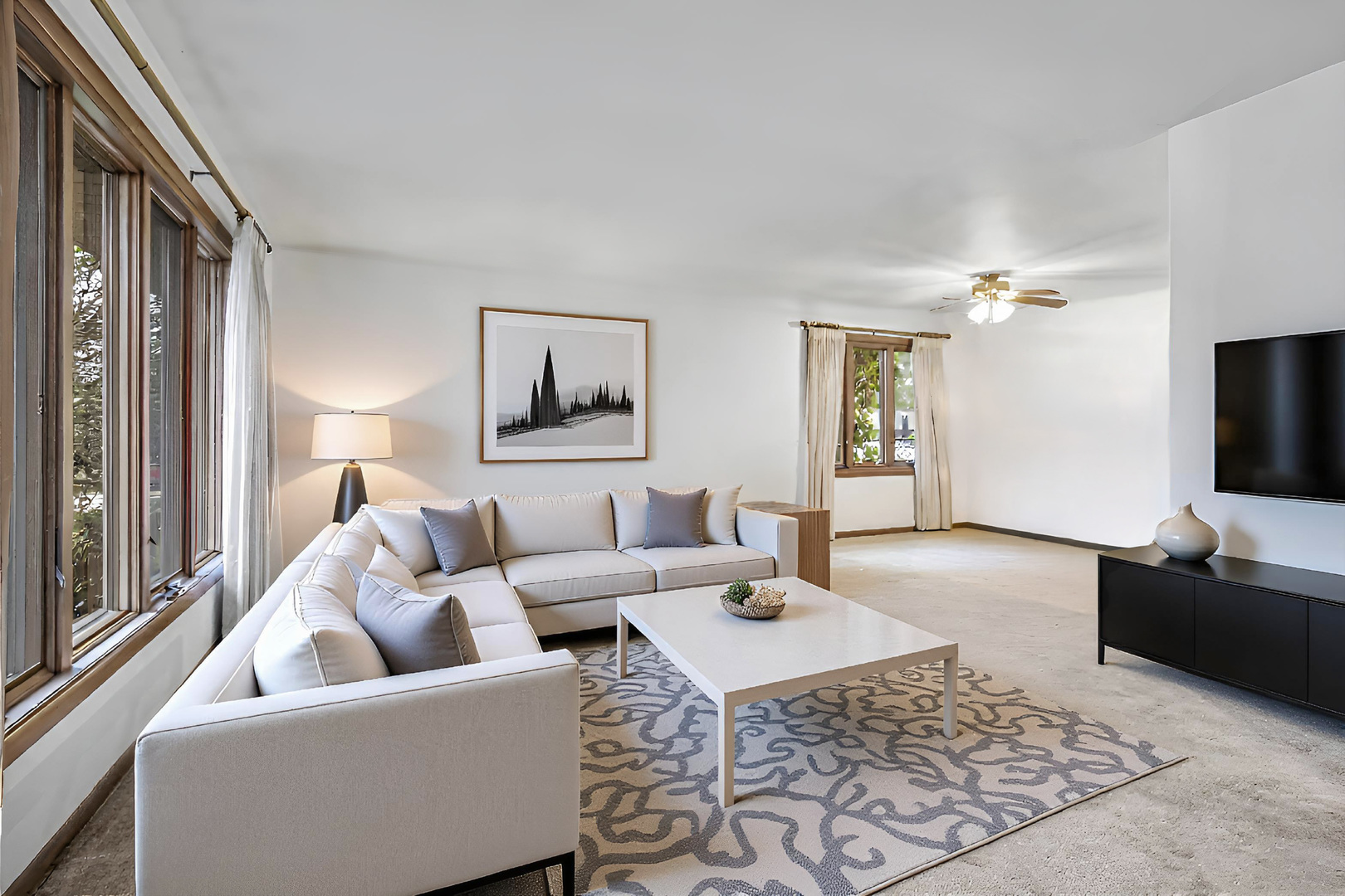 15249 Pine Drive, Oak Forest, IL 60452